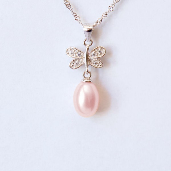 Pendentif Perle de culture rose.